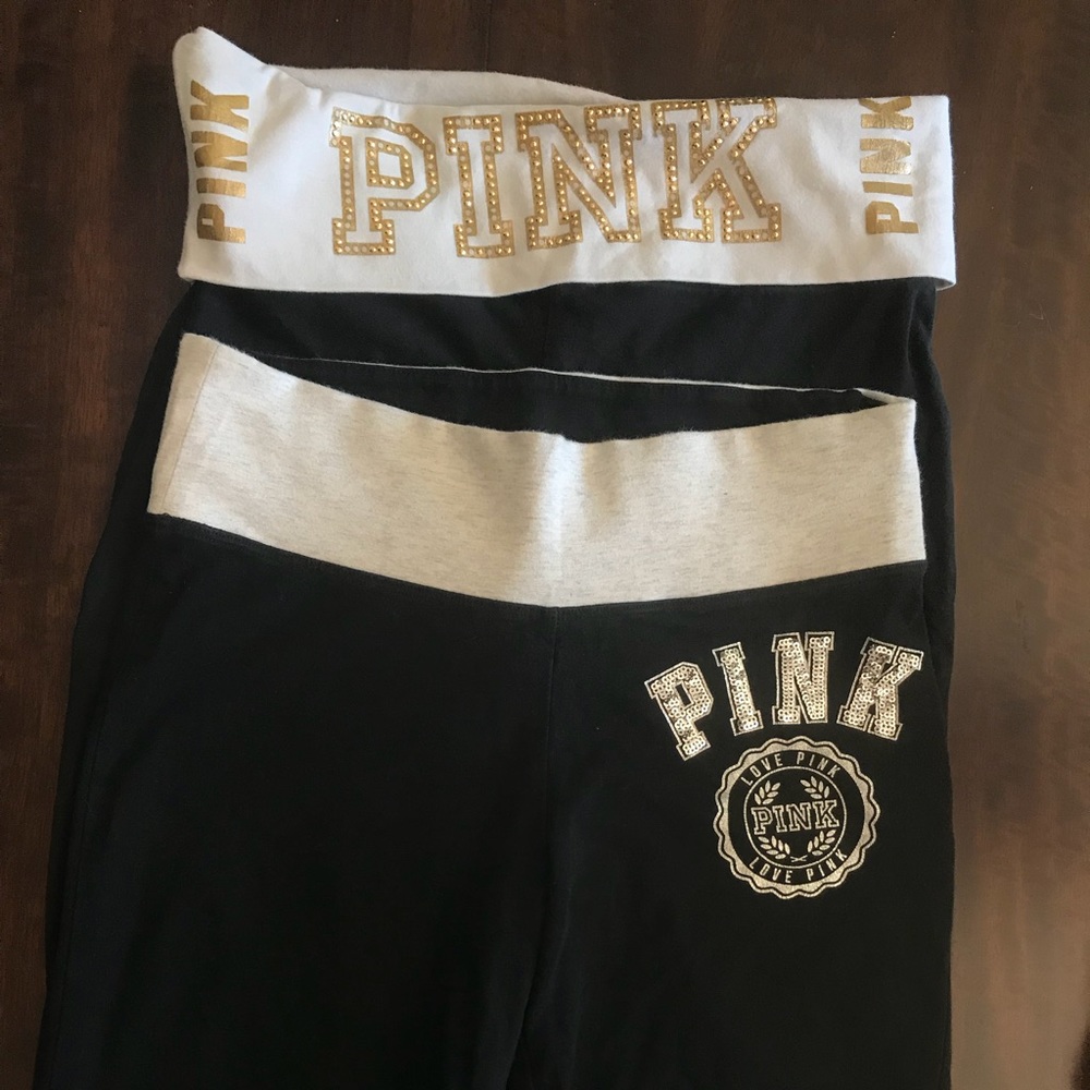 PINK yoga pants